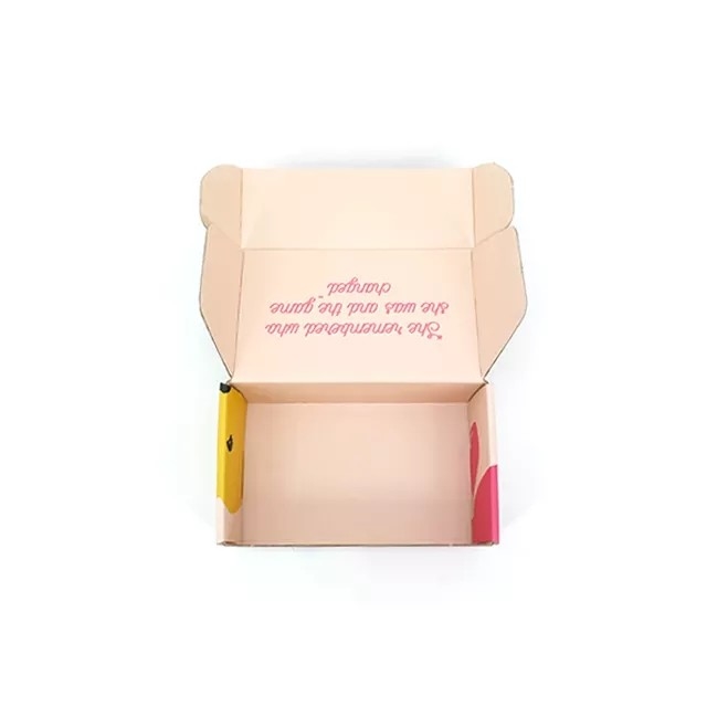 جعبه بسته بندی کاغذی چاپ شده تخته راه راه جعبه های پست شخصی سازی شده کرافت